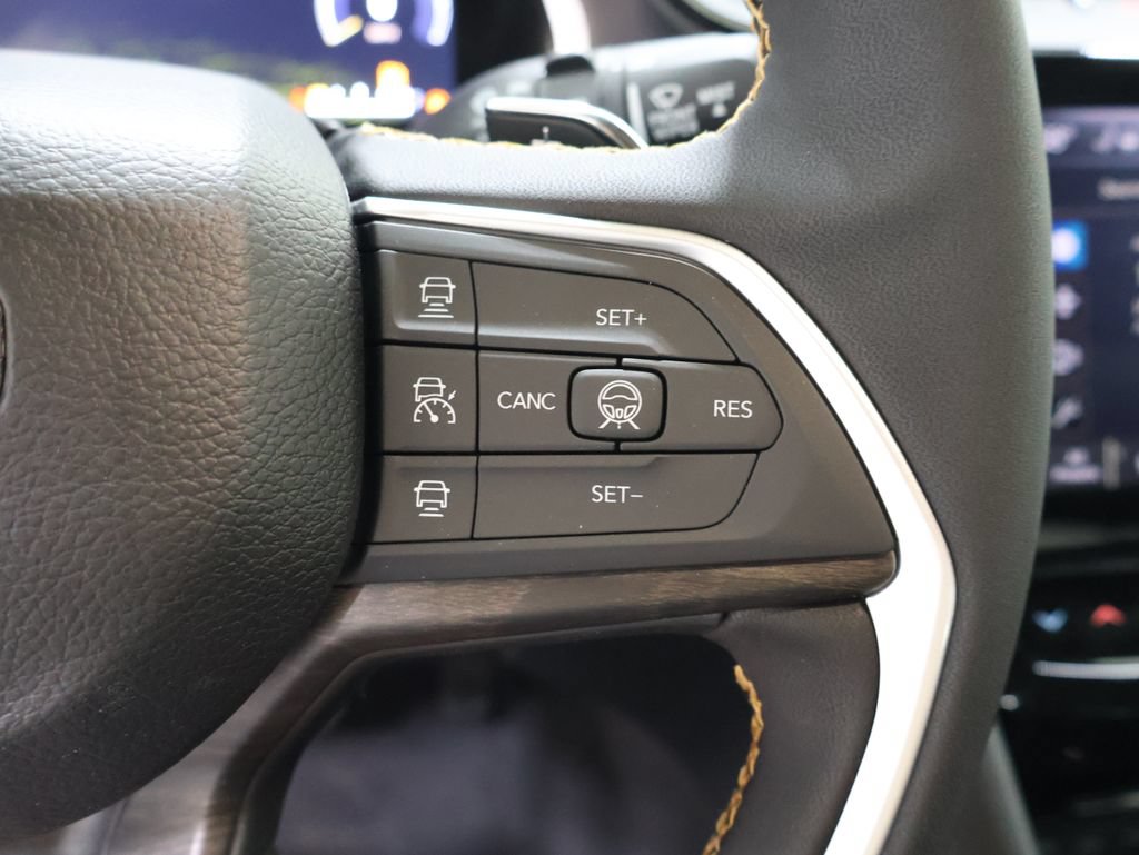 New 2026 Jeep Grand Cherokee Limited AWD/4WD image 25