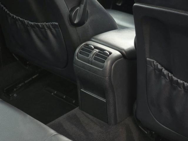 Used 2006 Mercedes-Benz C 230 Sedan image 33