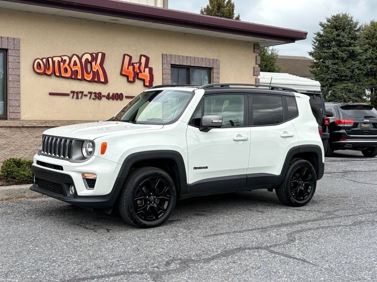 Used 2019 Jeep Renegade Limited AWD/4WD image 4