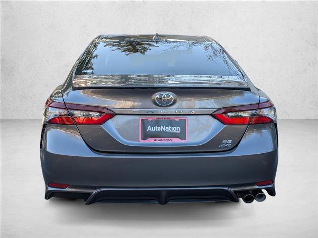 Used 2021 Toyota Camry SE w/ Cold Weather Package image 7