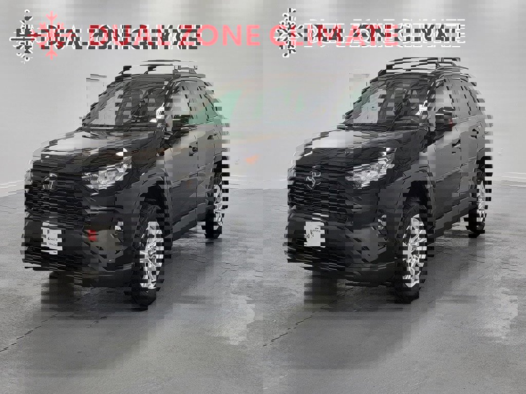 Certified 2021 Toyota RAV4 XLE w/ Convenience Package image 3