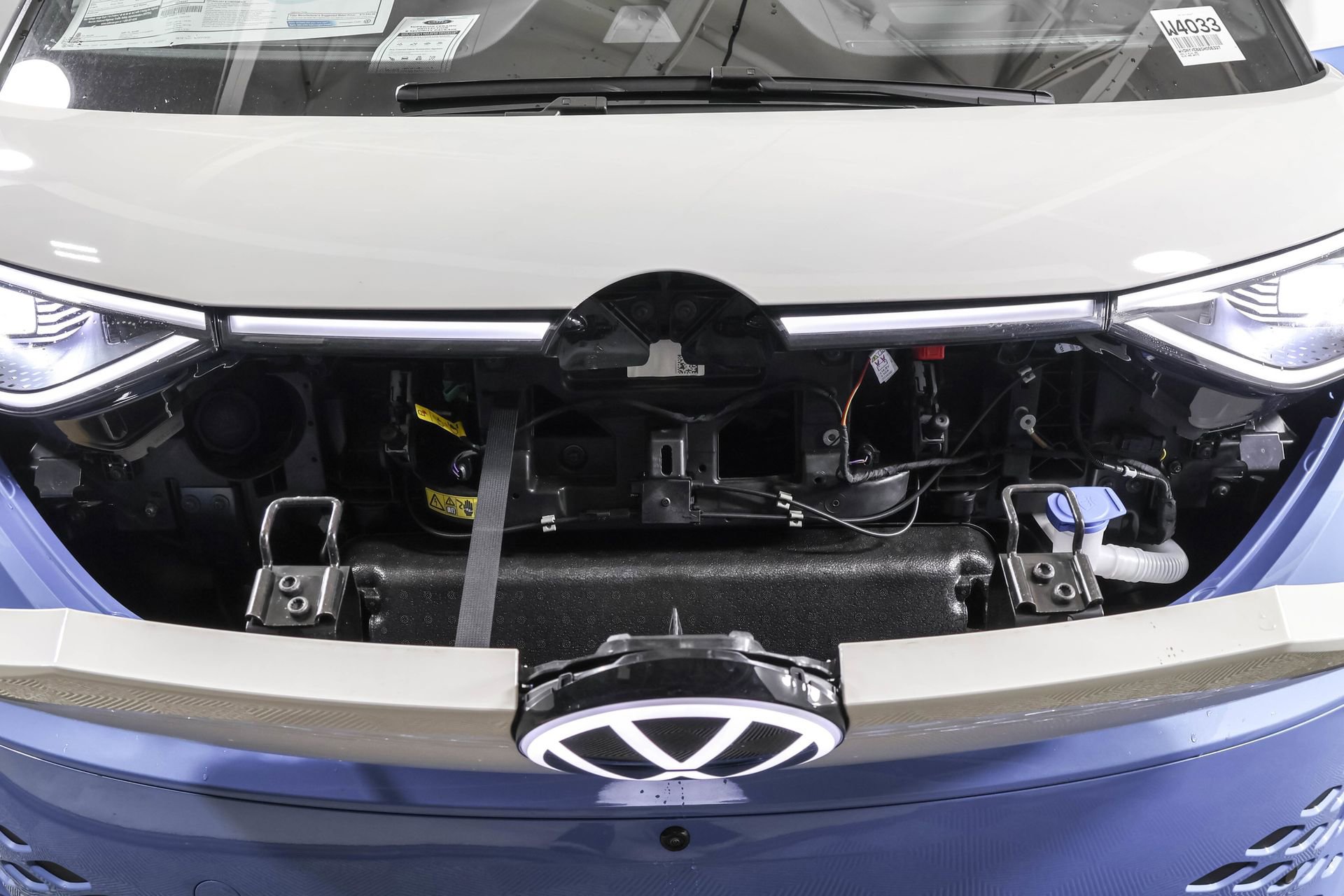 New 2025 Volkswagen ID. Buzz Pro S Plus image 48