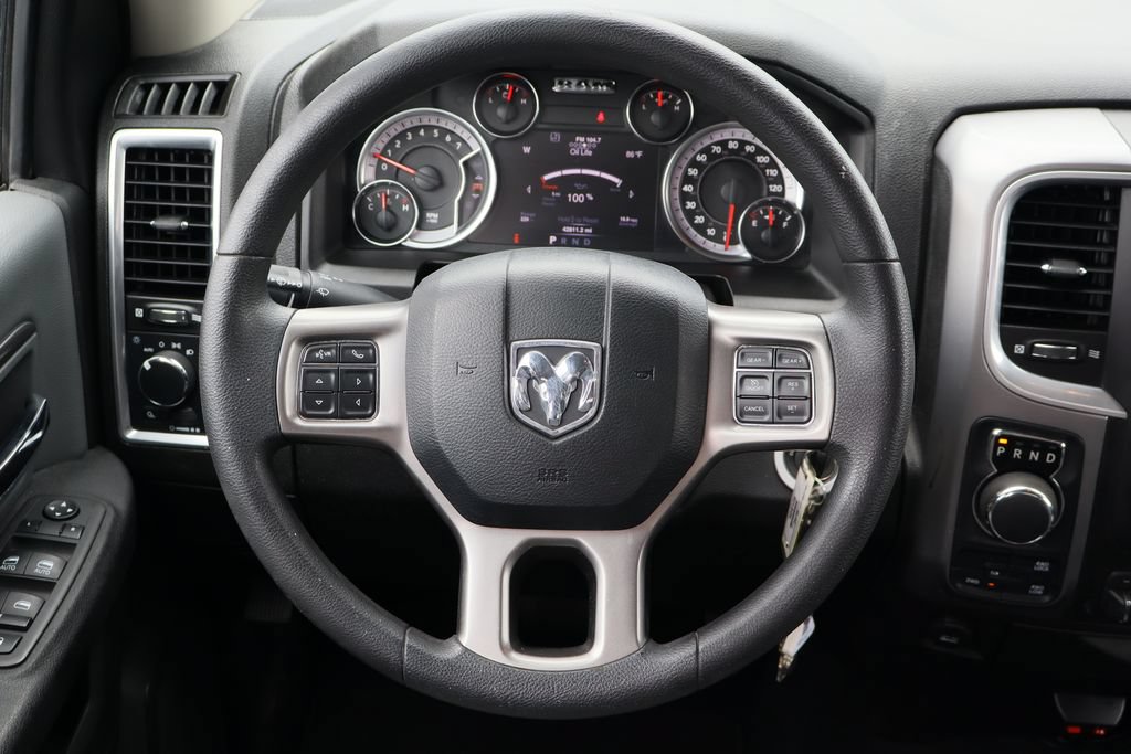 Used 2022 RAM 1500 Classic SLT w/ Electronics Group AWD/4WD image 14