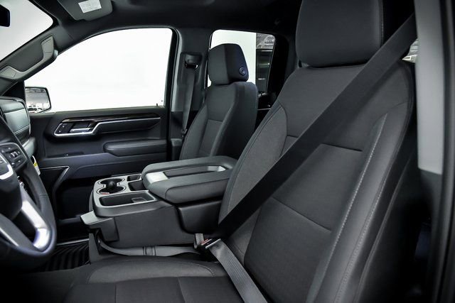 New 2025 GMC Sierra 1500 SLE w/ Preferred Package image 8
