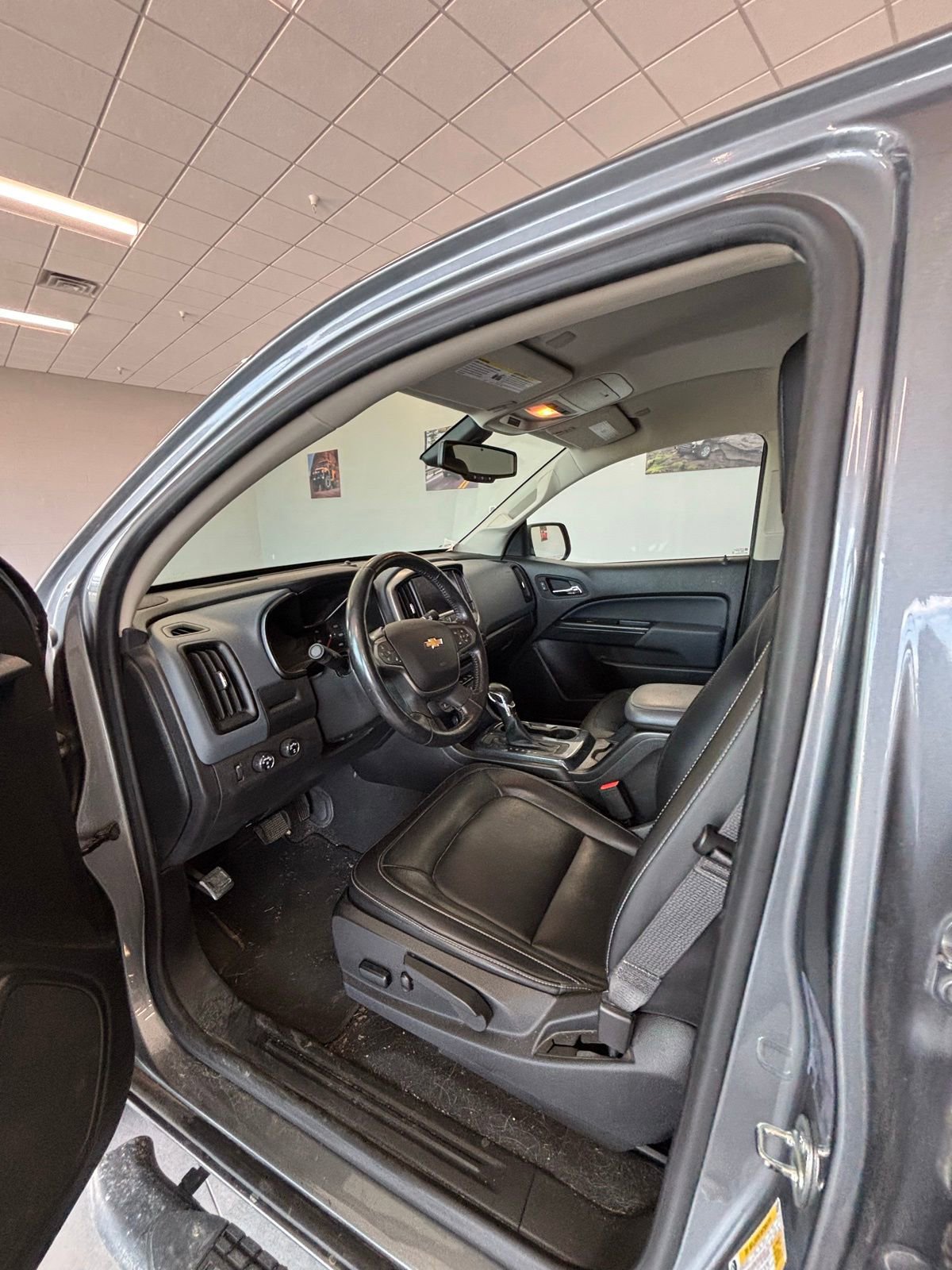 Used 2022 Chevrolet Colorado Z71 image 4