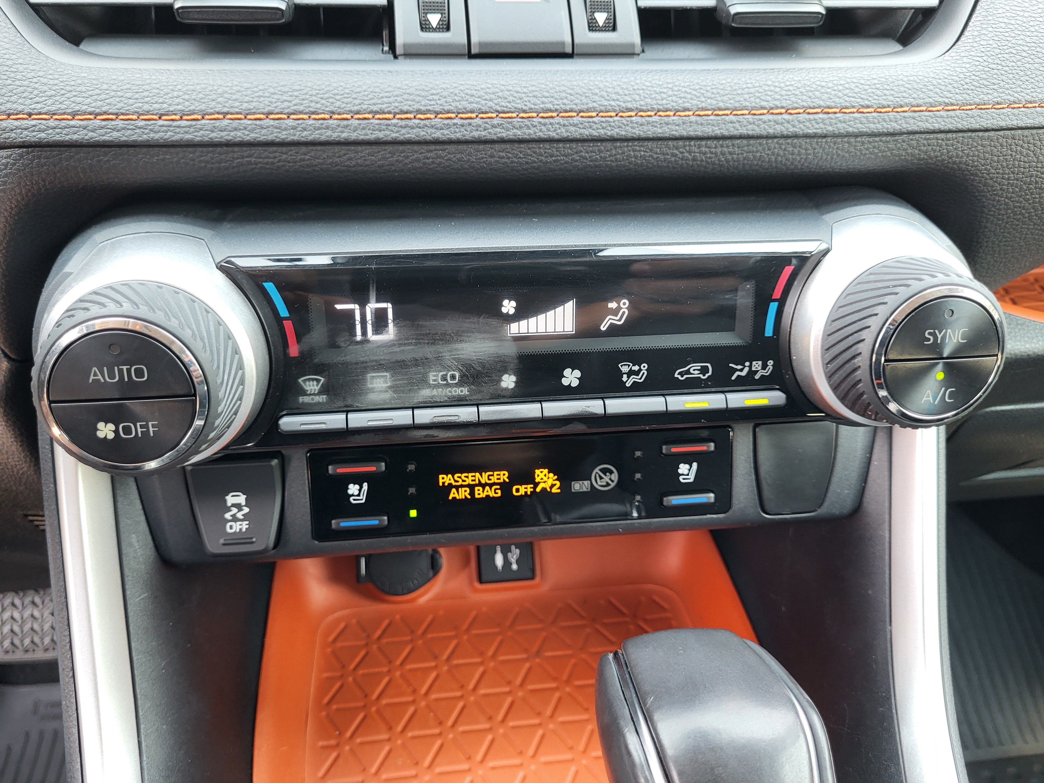 Used 2019 Toyota RAV4 Adventure w/ Cold Weather Package AWD/4WD image 18