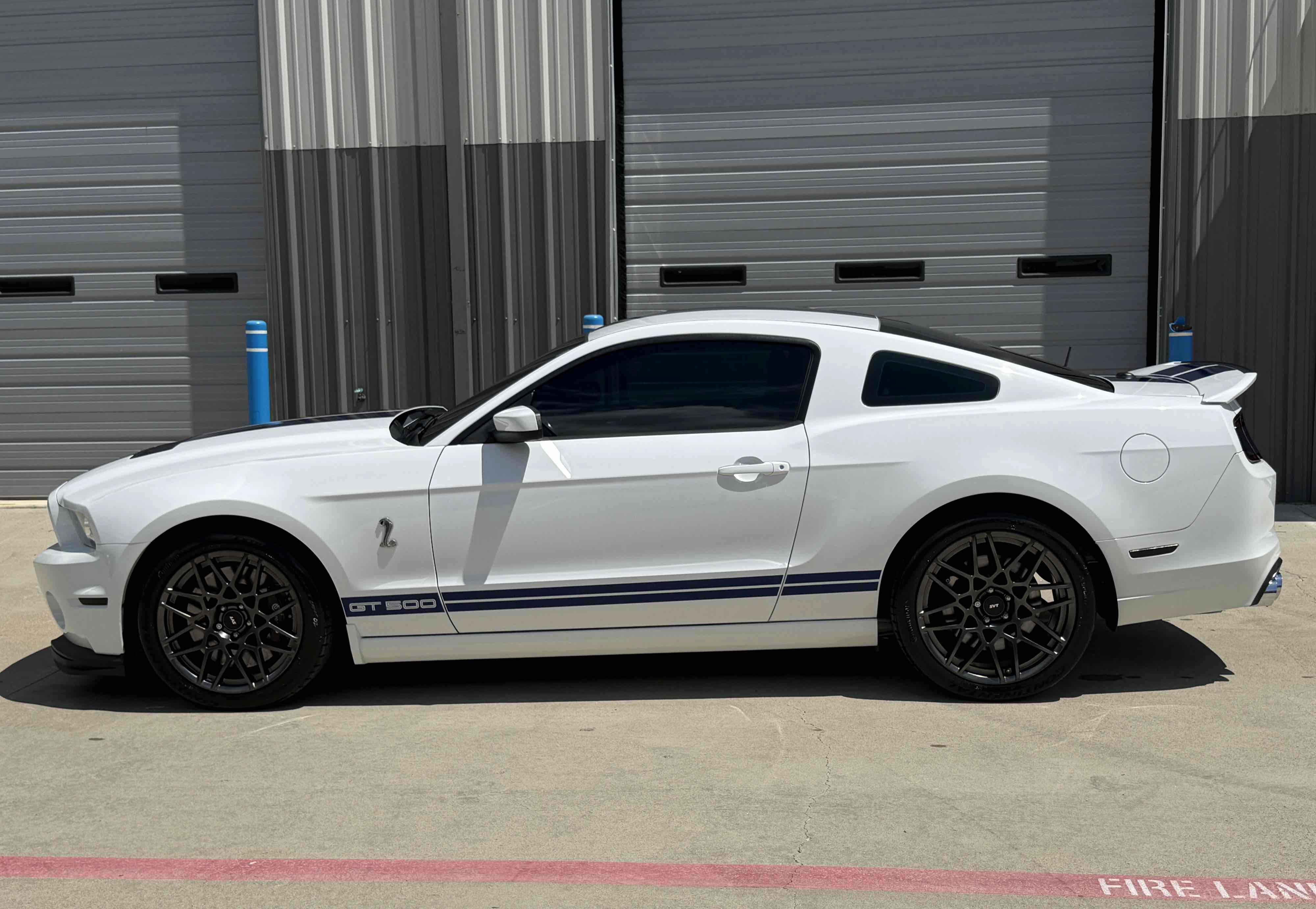 Used 2014 Ford Mustang Shelby GT500 w/ Equipment Group 821A RWD image 17