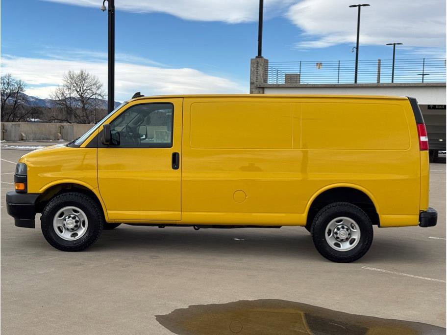 Used 2021 Chevrolet Express 2500 image 4