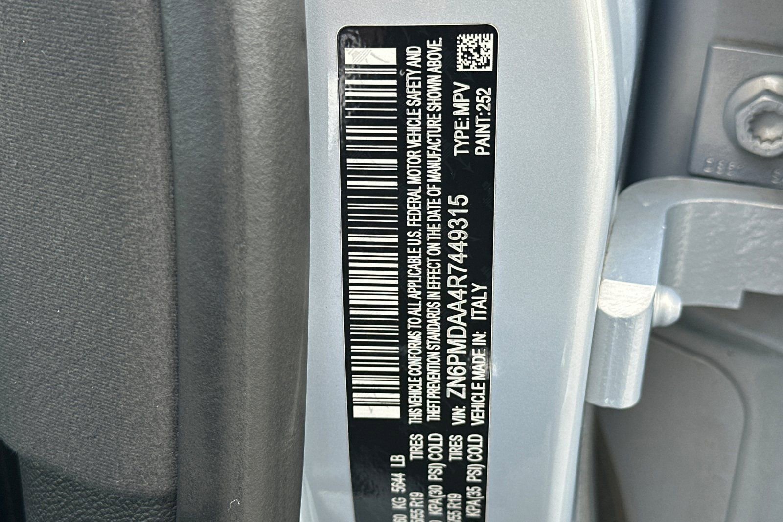 Used 2024 Maserati Grecale GT image 38