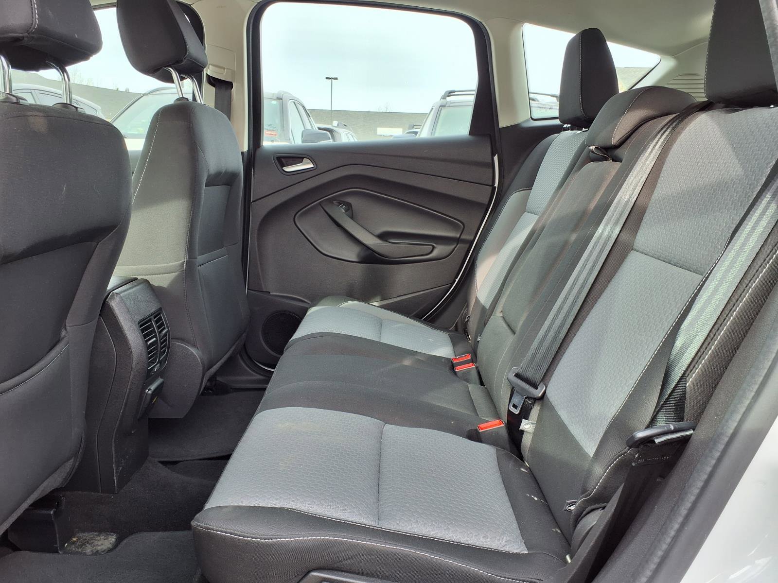 Used 2017 Ford C-MAX Energi SE w/ Cold Weather Package image 7