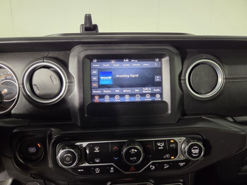 Used 2018 Jeep Wrangler Unlimited Sahara w/ Safety Group image 18