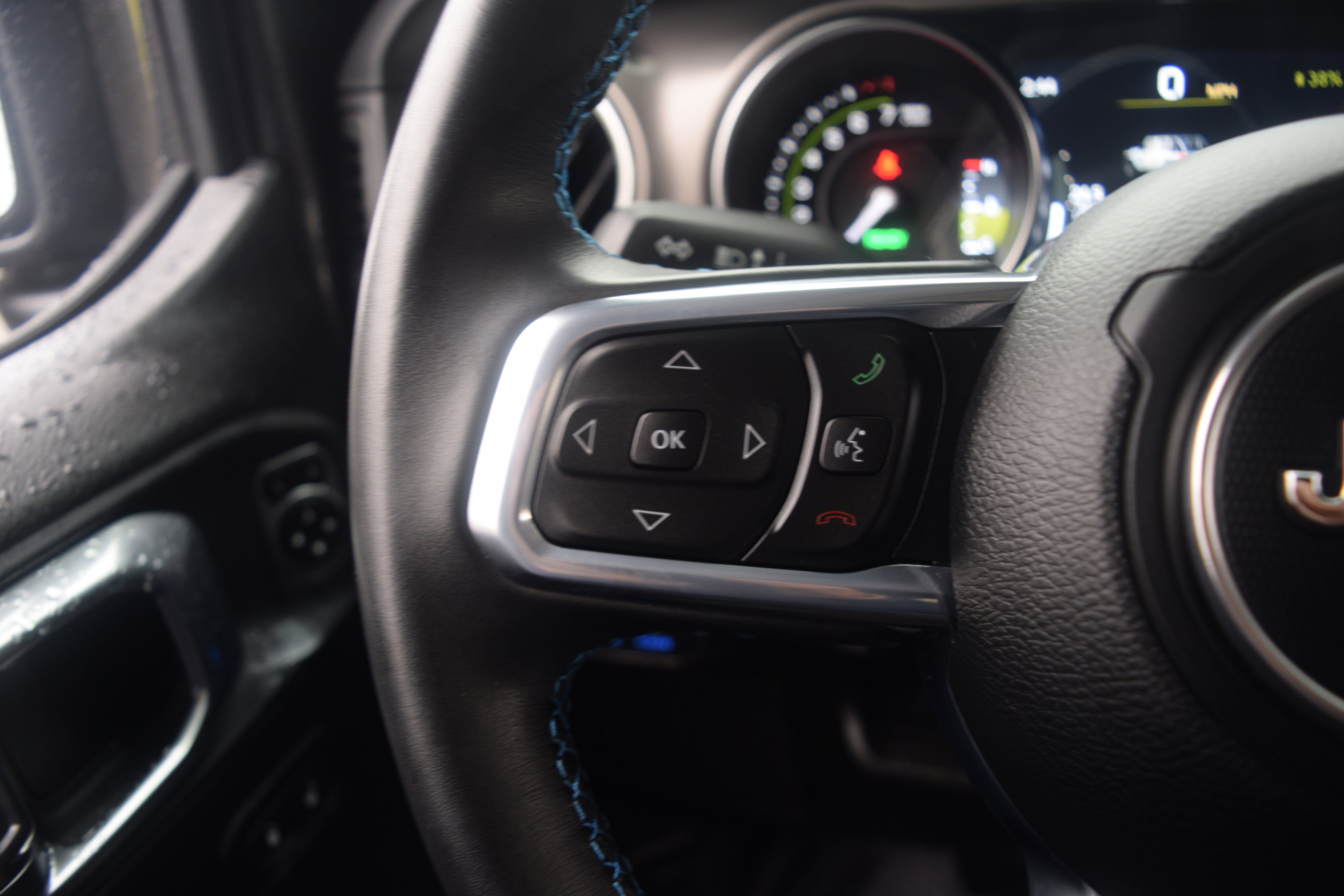 Used 2022 Jeep Wrangler Unlimited Rubicon 4xe w/ Steel Bumper Group image 6