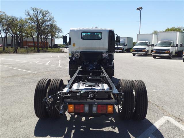 New 2024 Chevrolet Low Cab Forward image 7