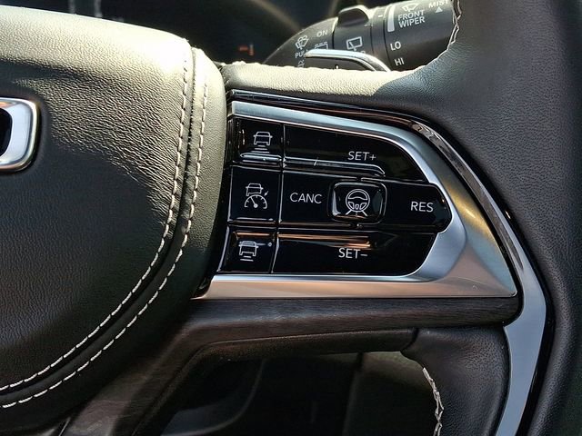 Used 2024 Jeep Grand Cherokee Overland w/ Adv Protech Group III AWD/4WD image 23