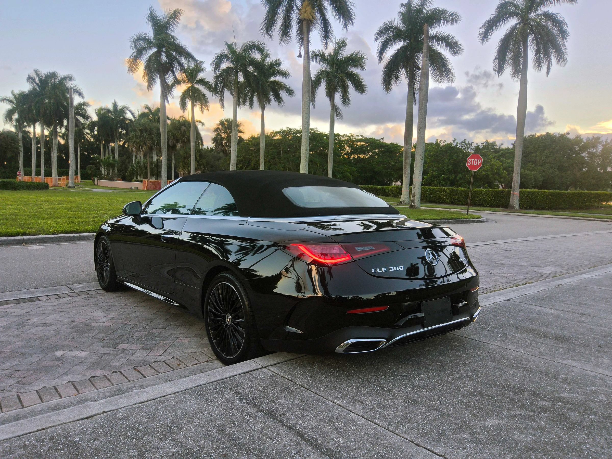 Used 2025 Mercedes-Benz CLE 300 4MATIC Cabriolet image 37