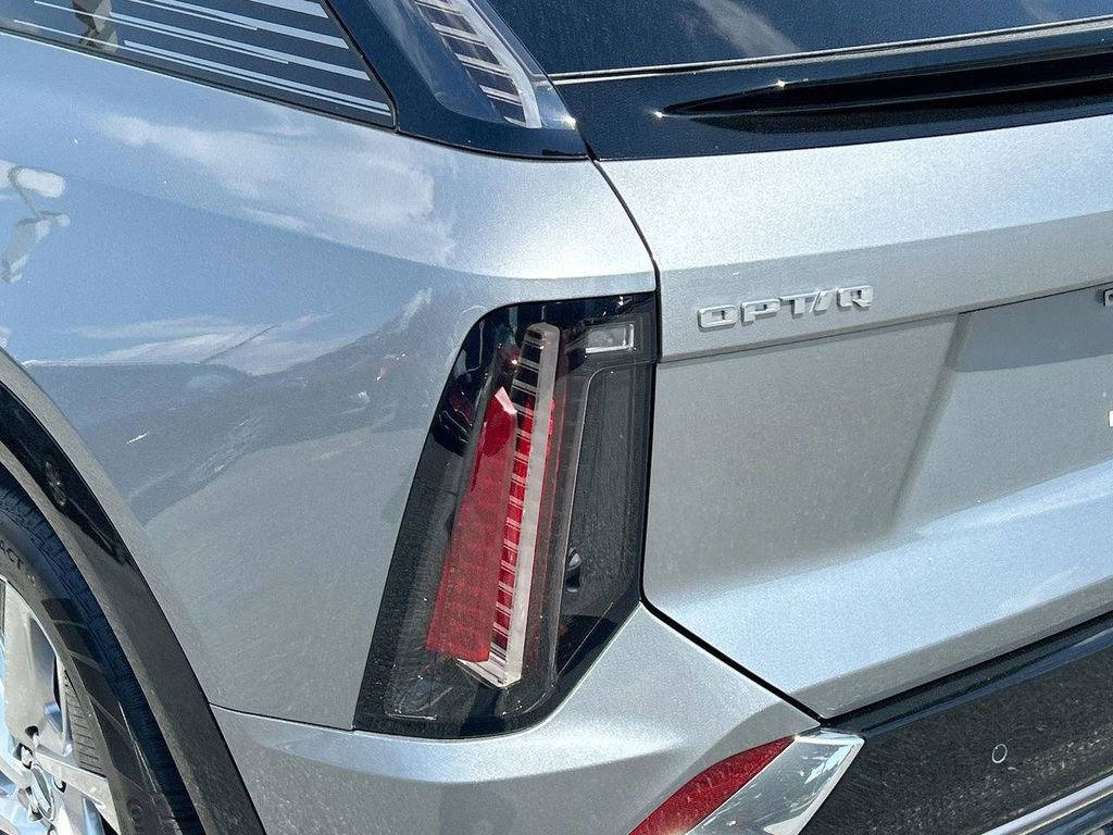 Used 2026 Cadillac Optiq Luxury 1 image 14