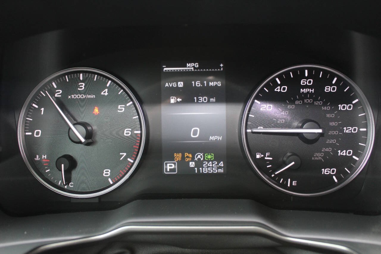 Used 2025 Subaru Outback Limited XT AWD/4WD image 16