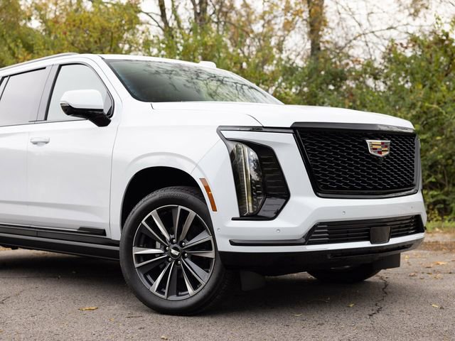 Used 2026 Cadillac Escalade ESV Sport w/ Touring Package image 14