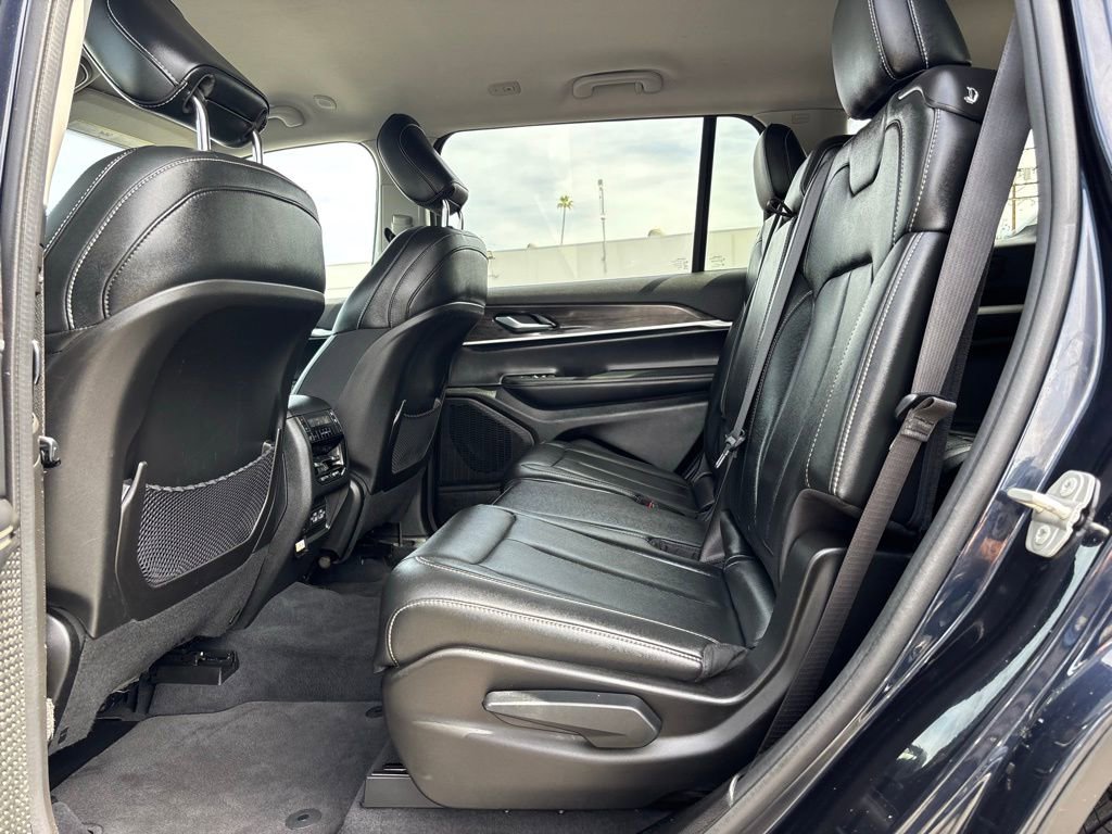 Used 2023 Jeep Grand Cherokee L Limited RWD image 20