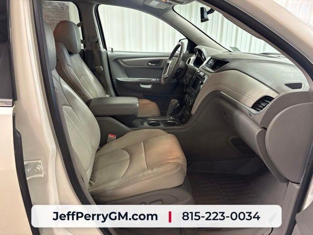 Used 2015 Chevrolet Traverse LT FWD image 17