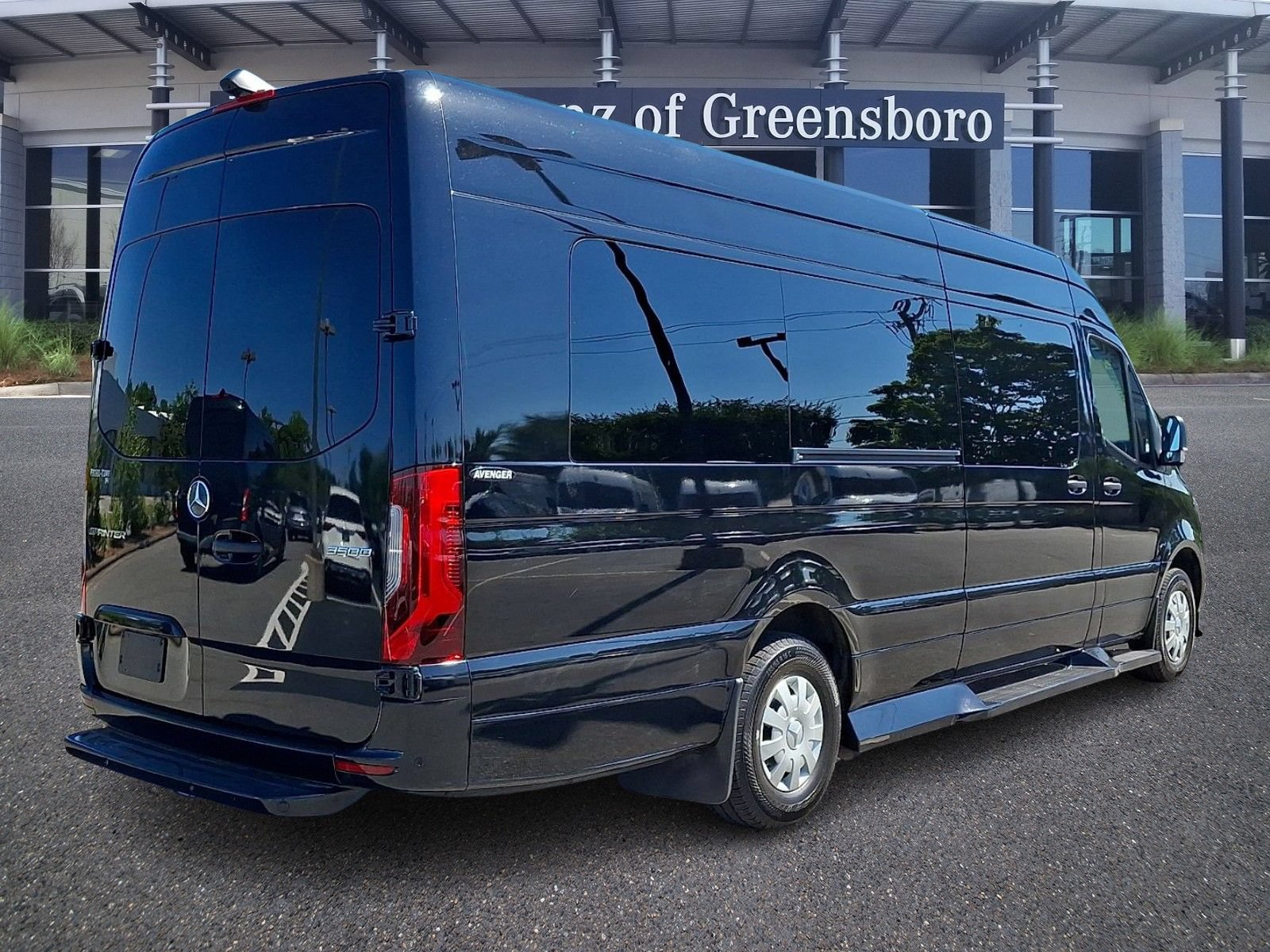Used 2023 Mercedes-Benz Sprinter 3500 image 6