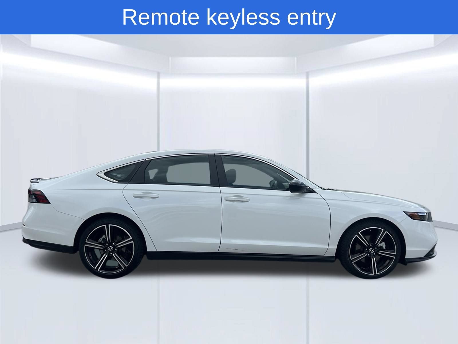 Used 2024 Honda Accord Sport image 4