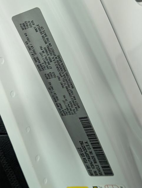 Used 2023 Jeep Gladiator Sport image 33