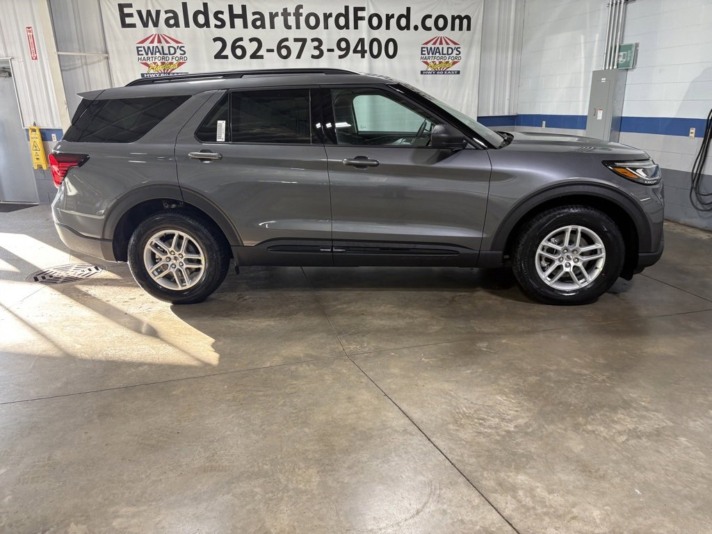 New 2026 Ford Explorer Active image 11