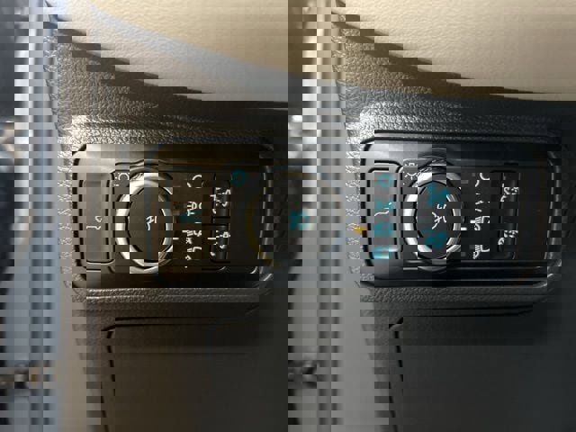 New 2026 Ford Explorer Active w/ Active Comfort Package image 16