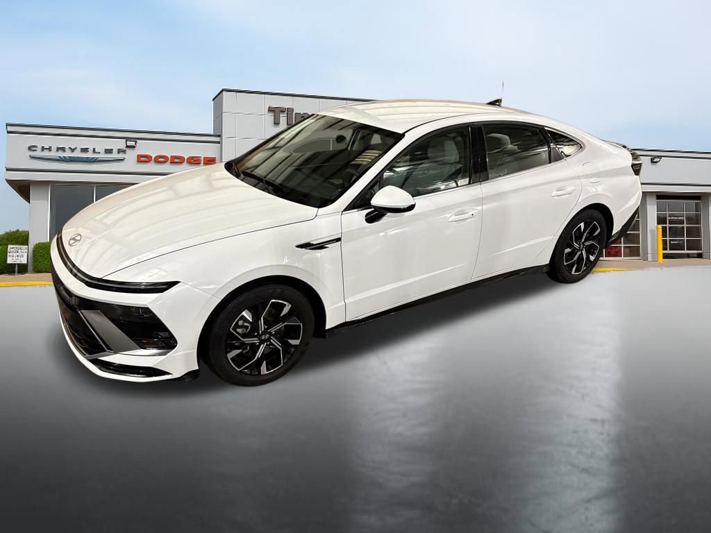Used 2025 Hyundai Sonata SEL FWD image 9