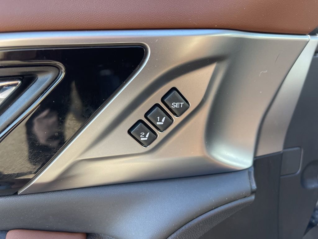 Used 2021 Subaru Outback Touring w/ Popular Package #2 image 18