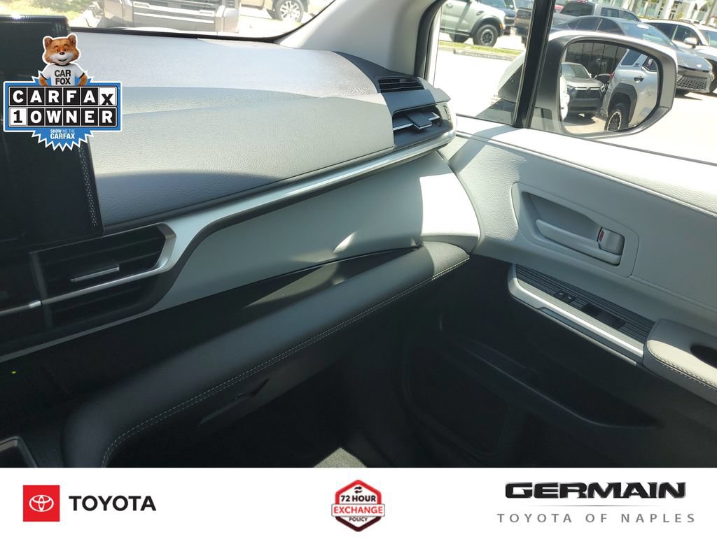 Certified 2026 Toyota Sienna LE FWD image 36
