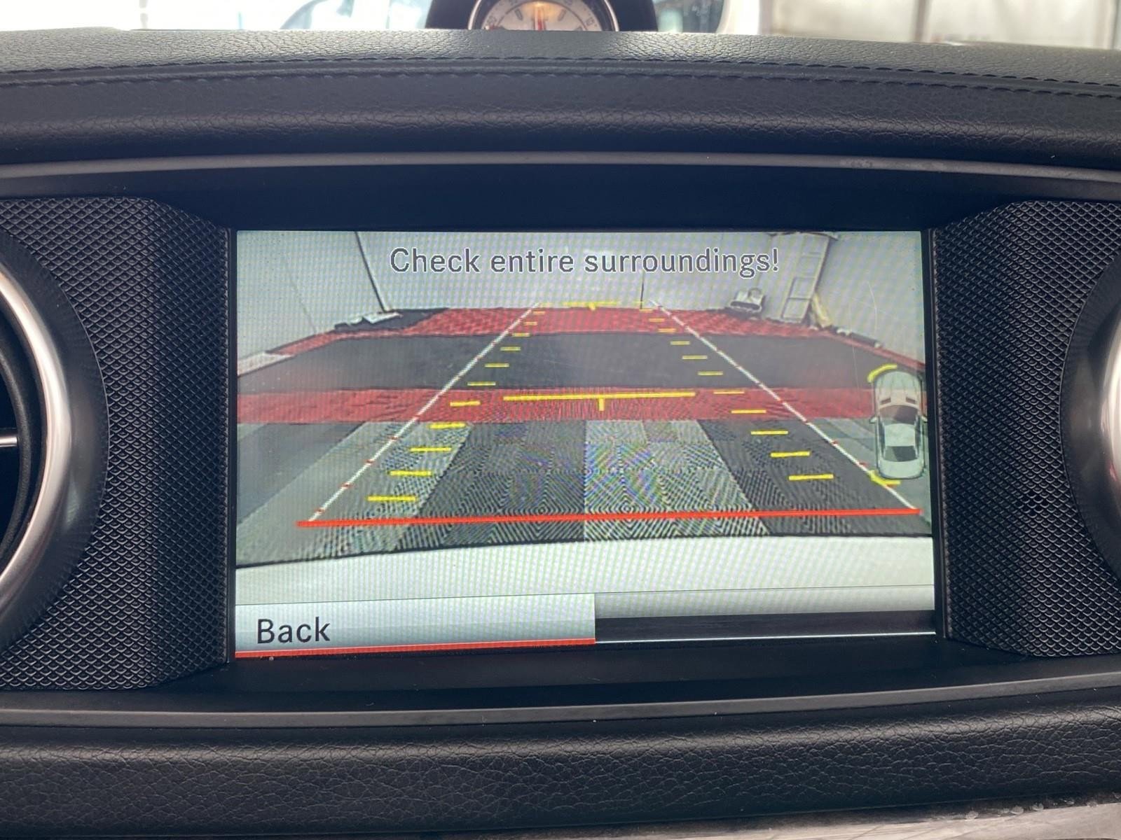 Used 2015 Mercedes-Benz SL 550 image 23