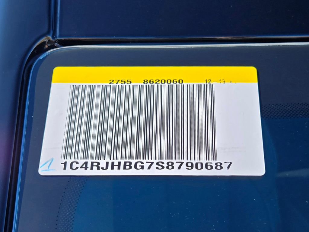 New 2025 Jeep Grand Cherokee Limited image 34