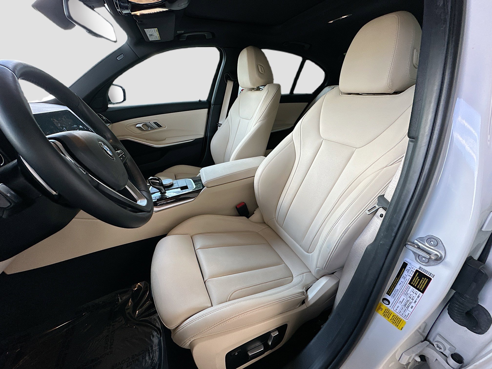 Used 2019 BMW 330i Sedan w/ Driving Assistance Package image 19