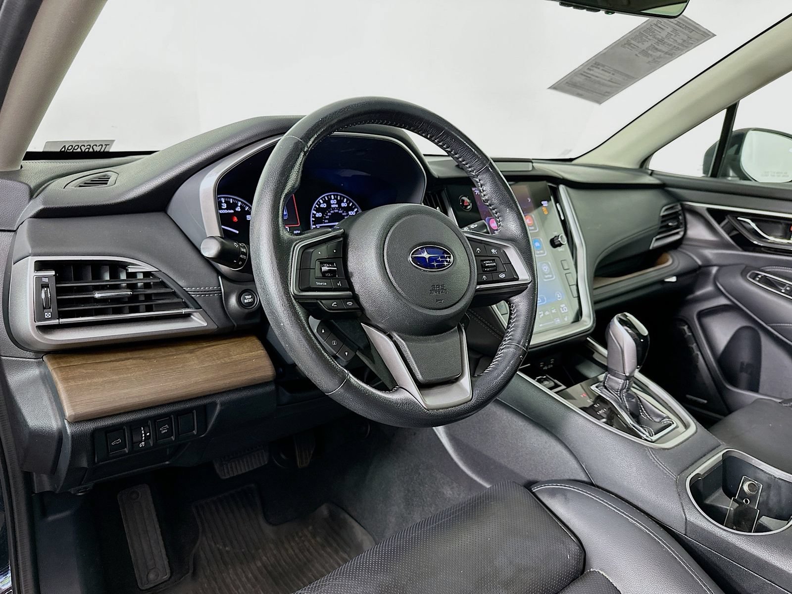 Used 2021 Subaru Outback Limited AWD/4WD image 9