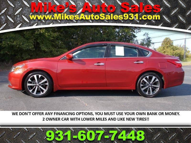 Used 2016 Nissan Altima 2.5 SR w/ LED Appearance Package FWD image 1