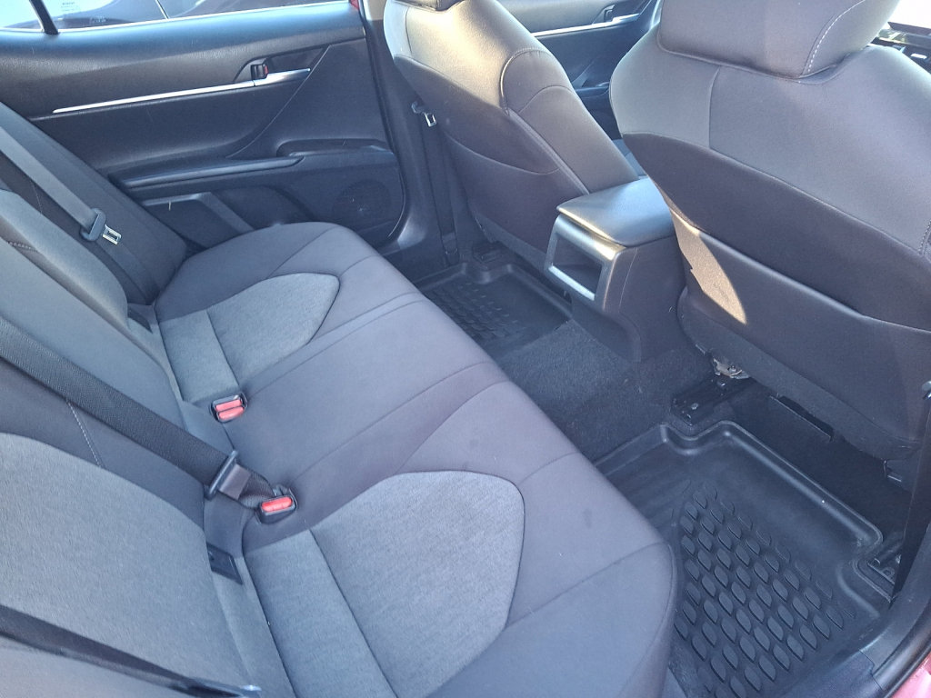 Used 2021 Toyota Camry LE AWD/4WD image 17
