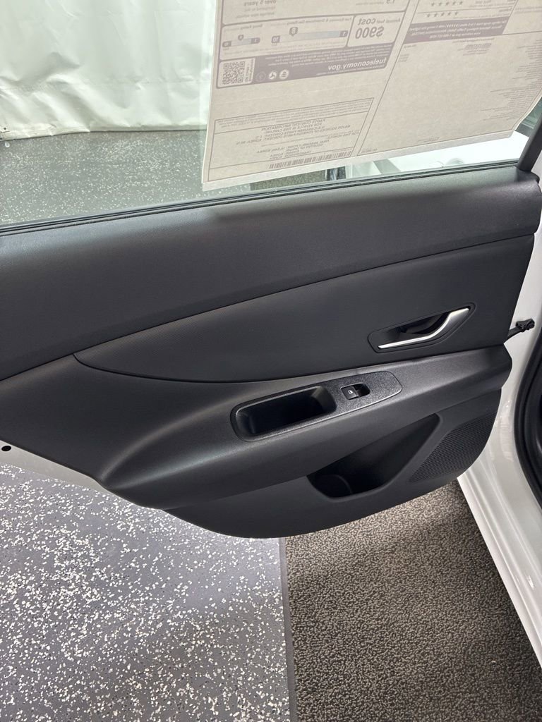 New 2026 Hyundai Elantra Blue image 22