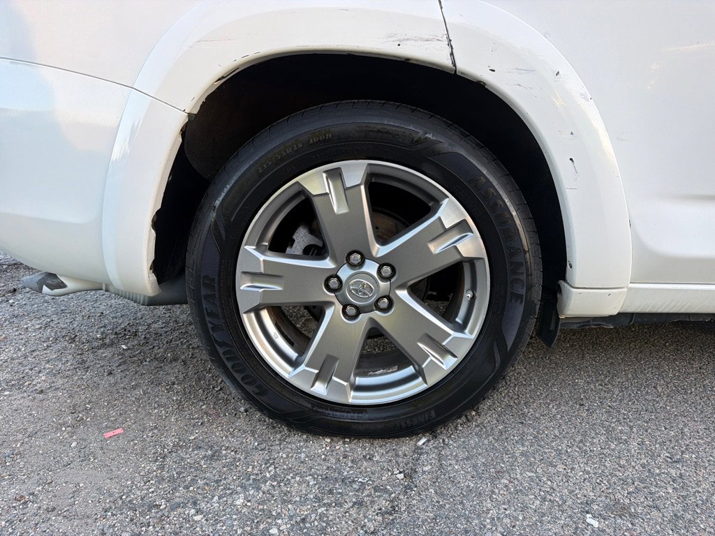 Used 2008 Toyota RAV4 Sport AWD/4WD image 12