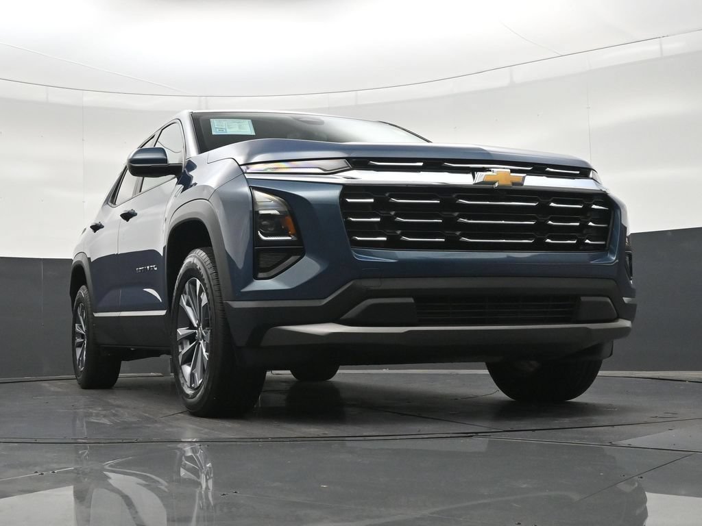 Used 2025 Chevrolet Equinox LT FWD image 29