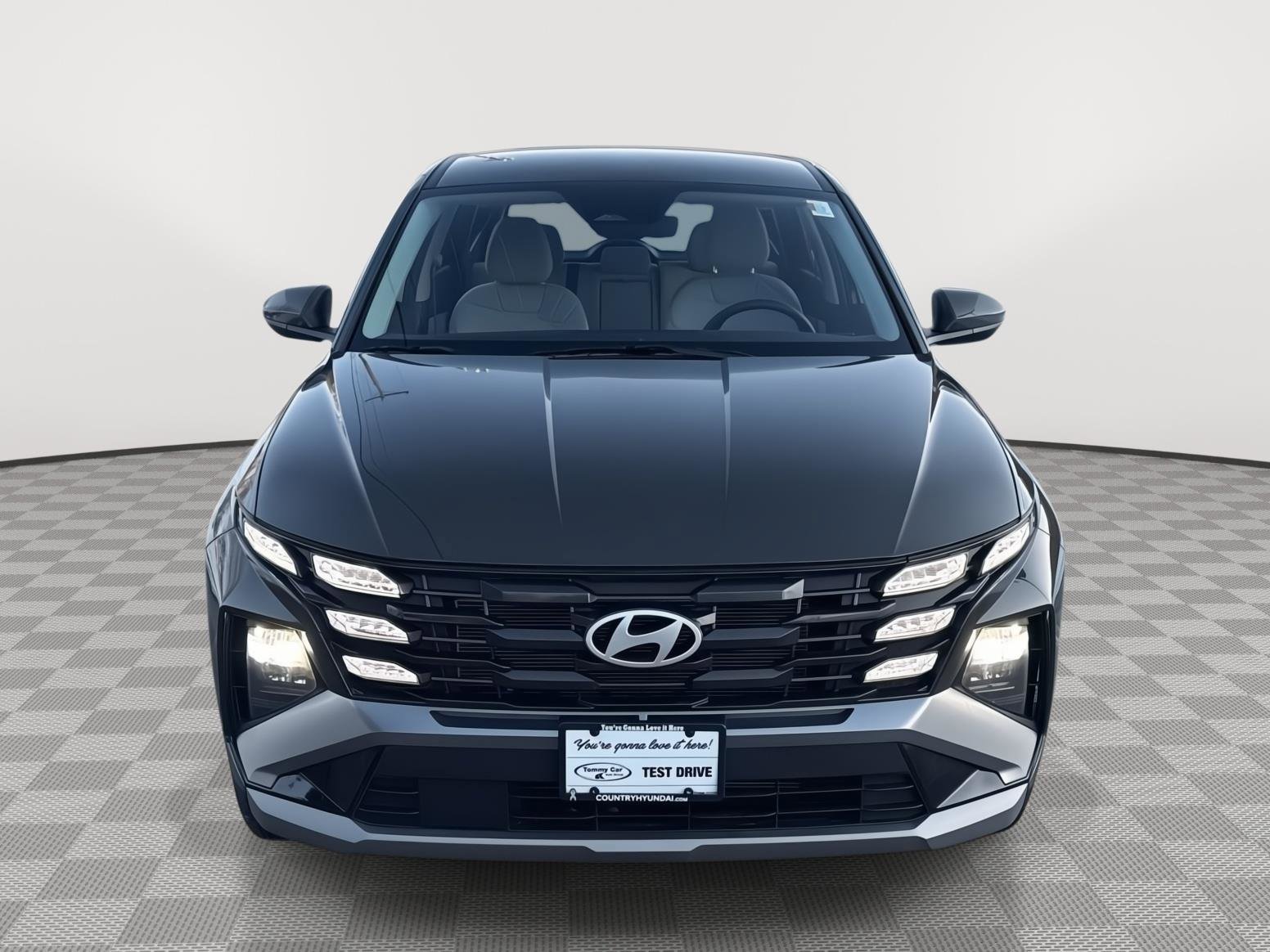 Certified 2025 Hyundai Tucson SE AWD/4WD image 2