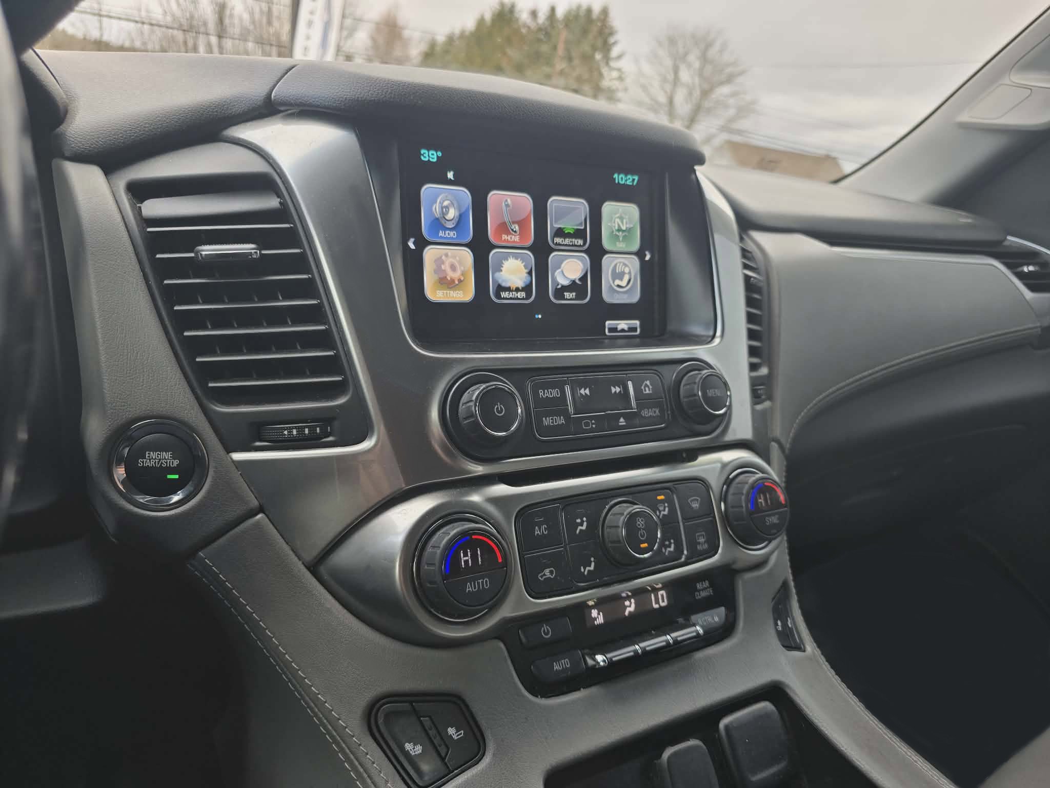 Used 2018 Chevrolet Suburban LT w/ Luxury Package image 13