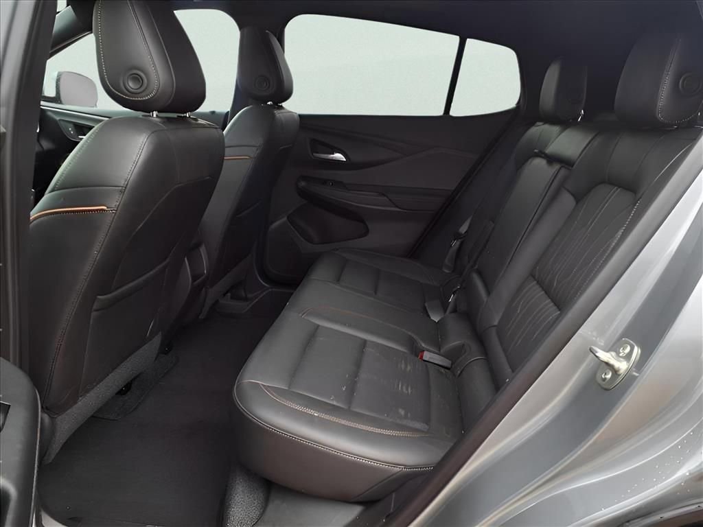 Used 2025 Buick Envista Avenir image 13