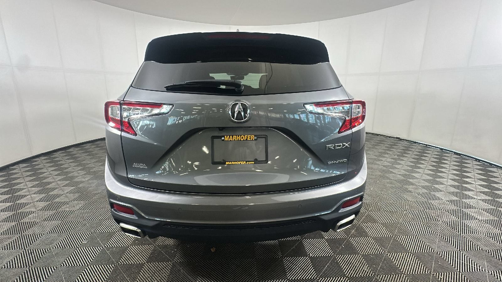 Used 2023 Acura RDX w/ Technology Package AWD/4WD video 3