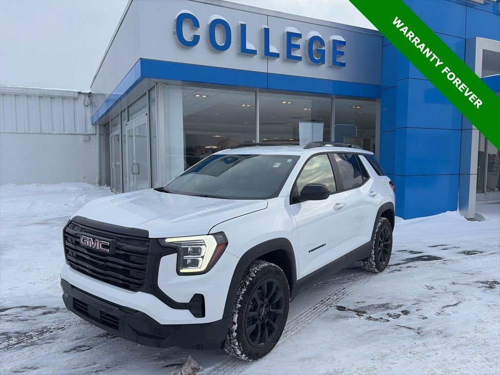 Used 2026 GMC Terrain Elevation w/ Elevation Premium Package image 1