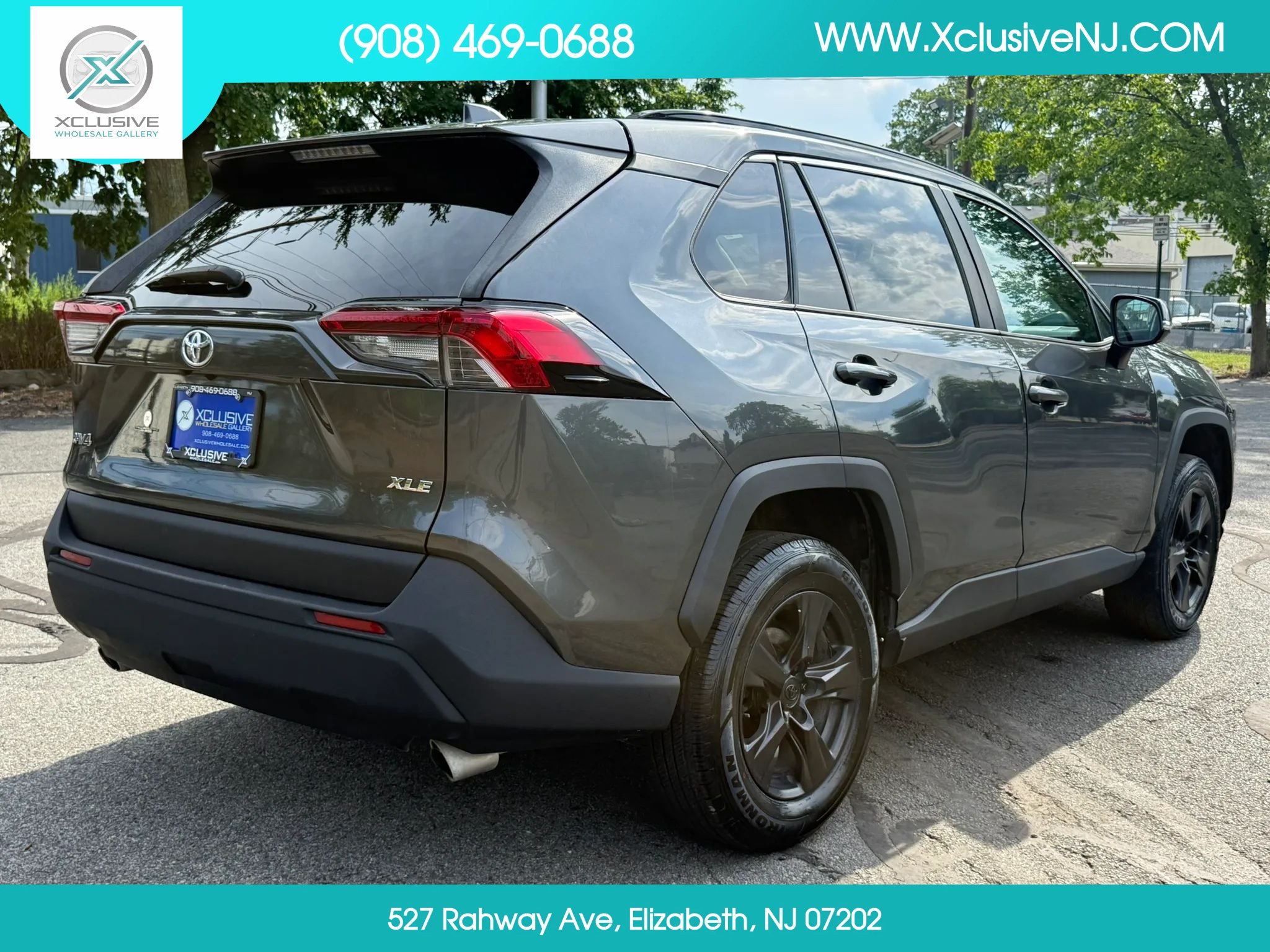 Used 2019 Toyota RAV4 XLE FWD image 4