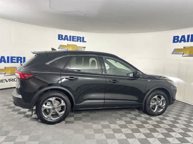 Used 2026 Ford Escape ST-Line w/ Tech Pack #1 AWD/4WD image 6