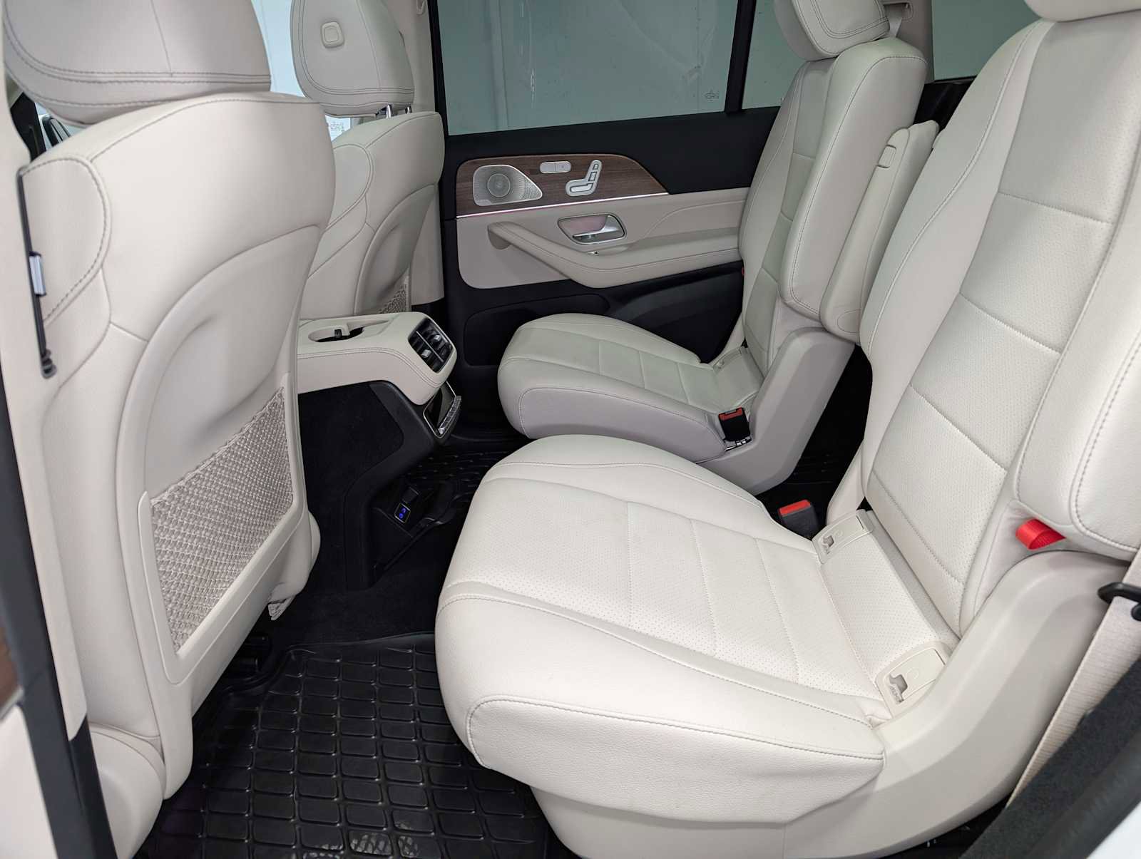 Certified 2026 Mercedes-Benz GLS 450 4MATIC image 23