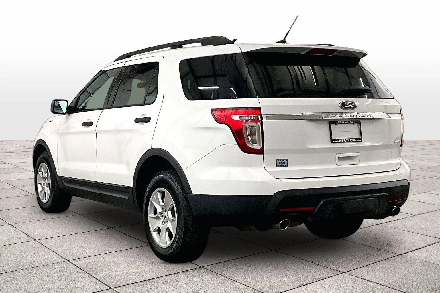 Used 2013 Ford Explorer 4WD w/ Class III Trailer Tow Pkg image 10